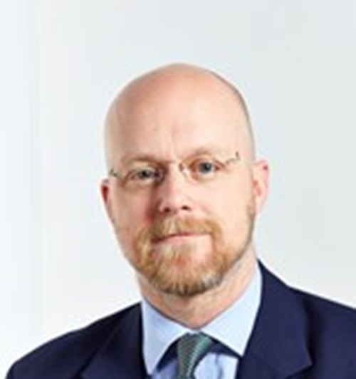 Photo of Lee Davis